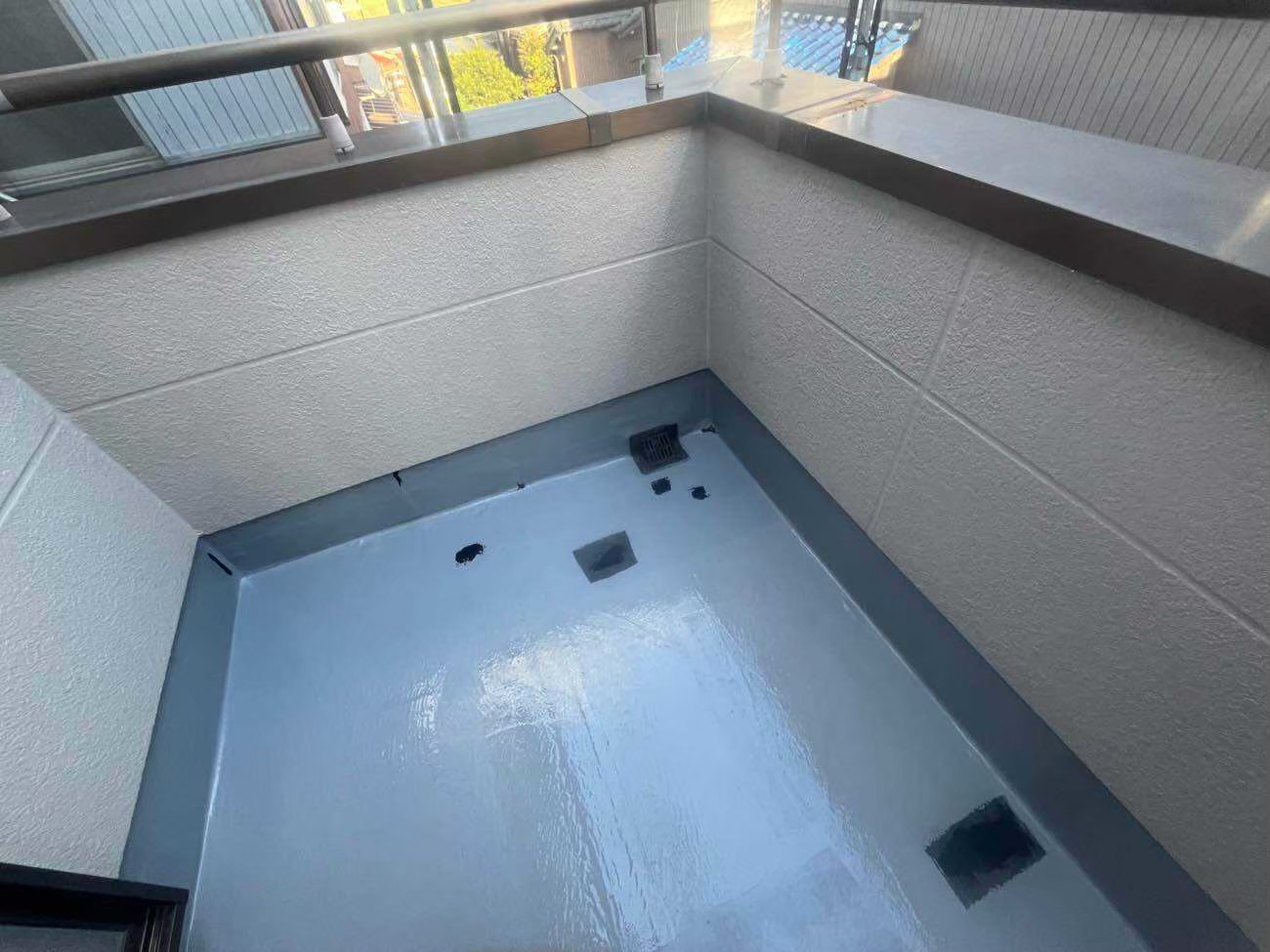 名古屋市にて雨漏り修理〈サッシ廻りからの雨漏り〉