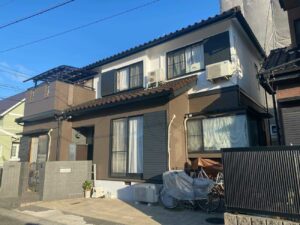 名古屋市にて雨漏り修理〈屋根裏の雨染み・瓦屋根の補修工事〉 施工後