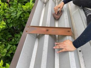 名古屋市にて雨漏り修理〈店舗屋根の雨漏り改修工事〉 施工前