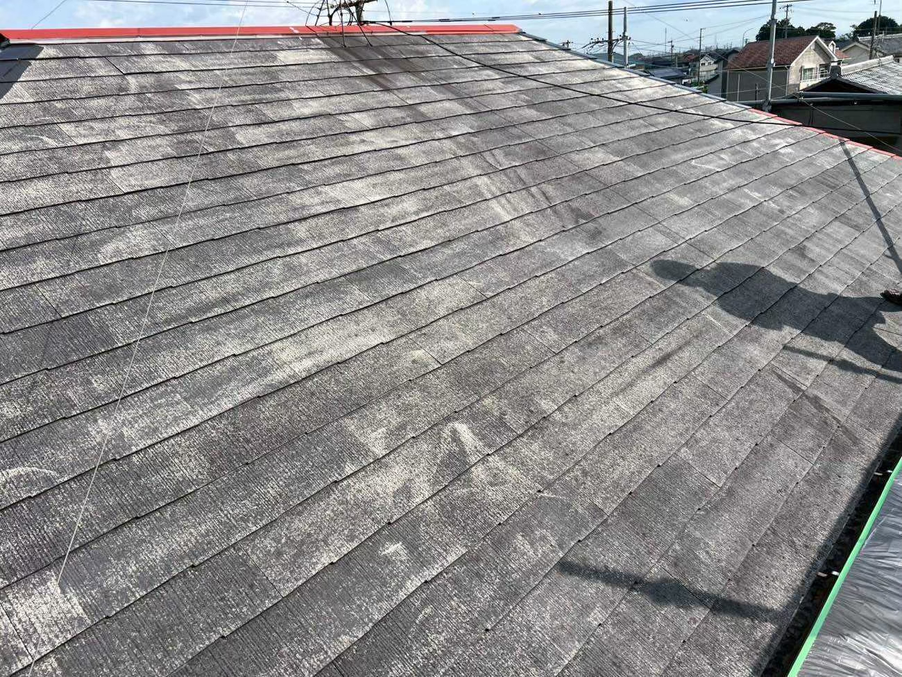 名古屋市にて雨漏り予防の屋根塗装工事〈築20年雨漏りの心配から〉 施工前2