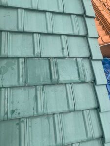 名古屋市にて瓦屋根の割れの部分補修工事 施工後