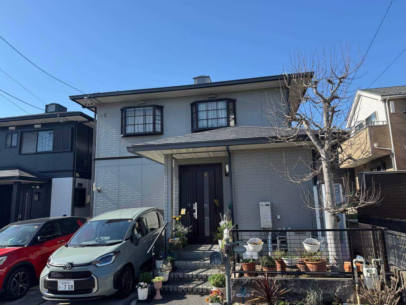 名古屋市中川区にて雨漏り予防の塗装工事〈築17年戸建て・屋根外壁塗装工事〉 施工前